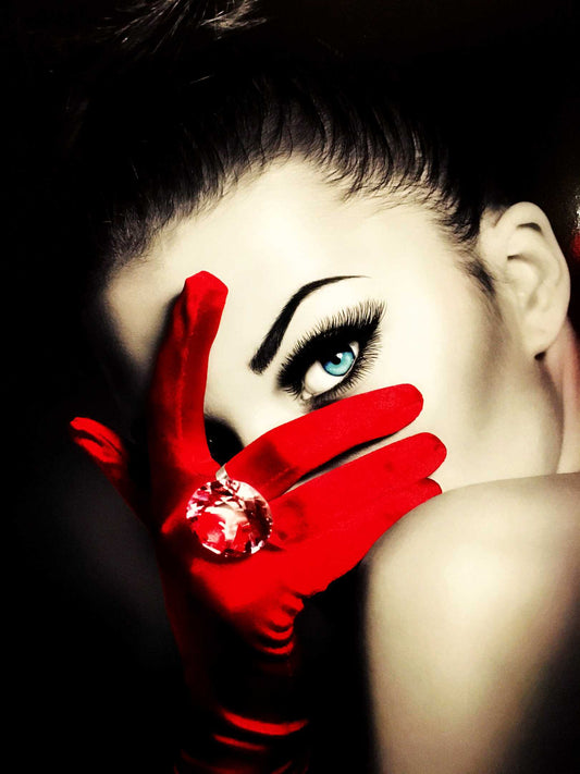 Lady with red glove on face right